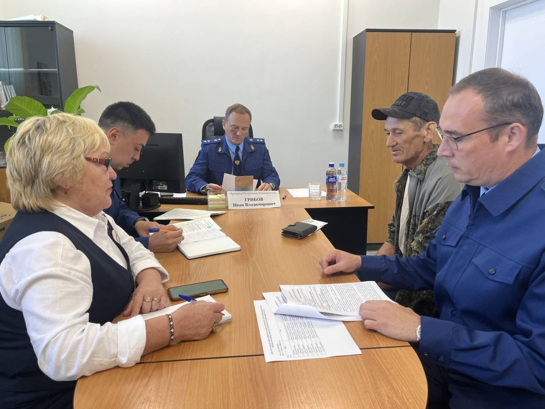 Прокурор Республики Башкортостан Иван Грибов провел прием граждан Прокурор Республики Башкортостан Иван Грибов провел прием граждан