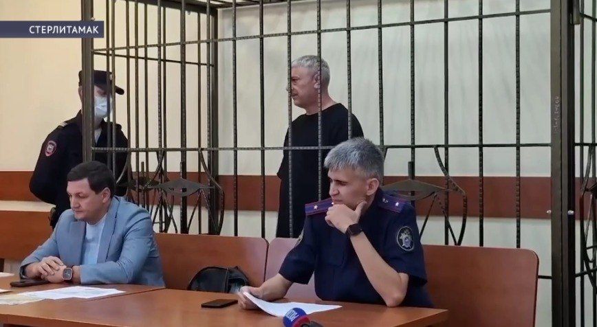 В Башкирии отправили под стражу владельца сгоревшего ТСК