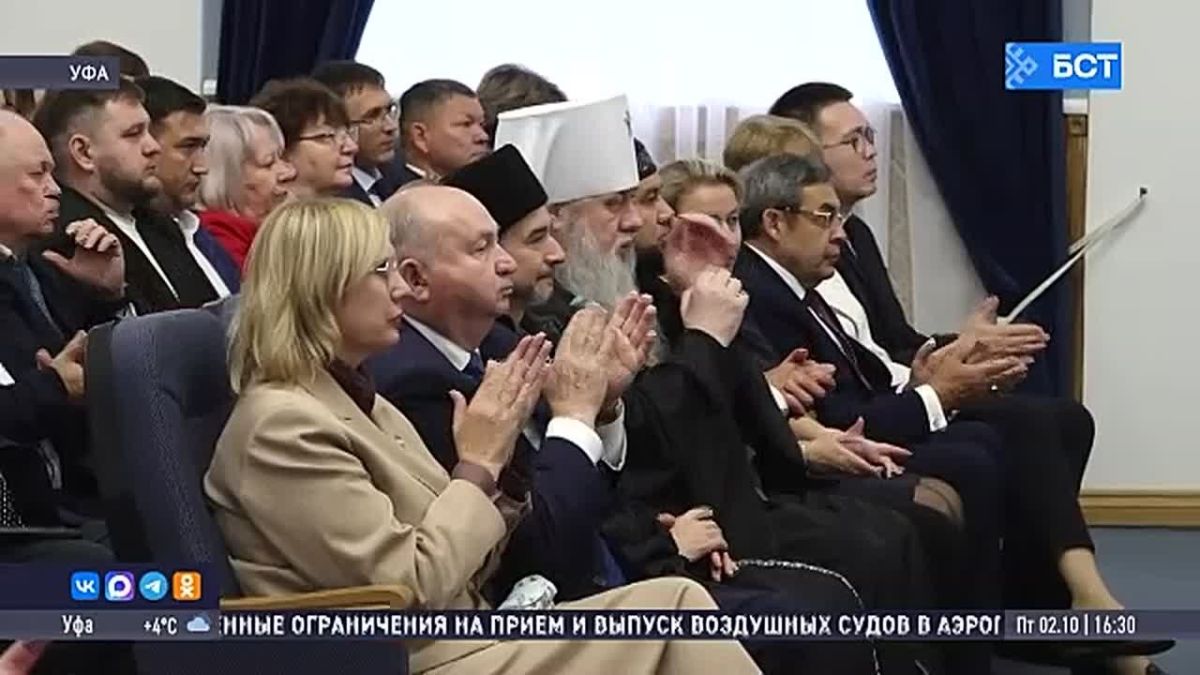 Глава Башкирии поздравил горсовет Уфы нового созыва с началом работы