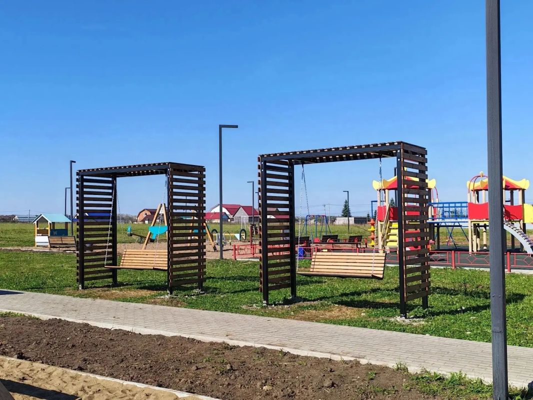 Парк «Молодёжный» в селе Мишкино готов принимать гостей Благоустройство провели по федеральному проекту «Формирование комфортной городской среды» нацпроекта «Инфраструктура для жизни» Парк «Молодёжный» в селе Мишкино готов принимать гостей Благоустройство провели по федеральному проекту «Формирование комфортной городской среды» нацпроекта «Инфраструктура для жизни»