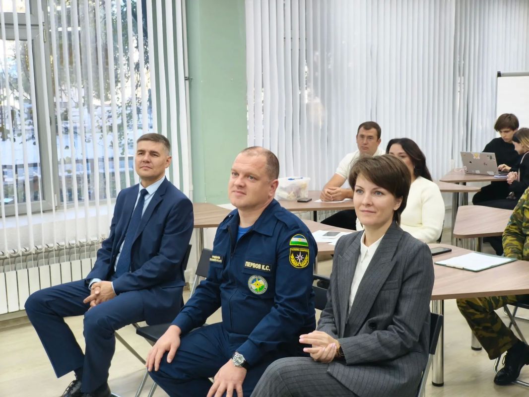 Сегодня в Башкирском государственном педагогическом университете имени М. Акмуллы стартовал заключительный тур республиканского конкурса «Лучший преподаватель-организатор основ безопасности и защиты Родины» Сегодня в Башкирском государственном педагогическом университете имени М. Акмуллы стартовал заключительный тур республиканского конкурса «Лучший преподаватель-организатор основ безопасности и защиты Родины»