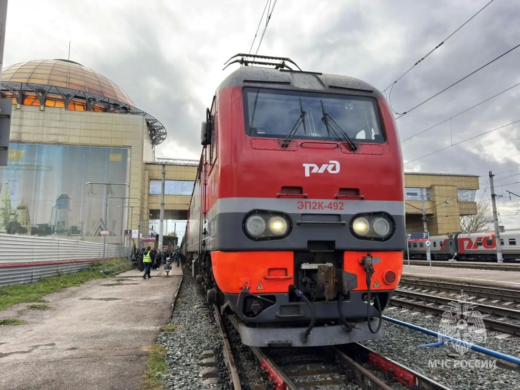 Сотрудники Главного управления МЧС России по Республике Башкортостан встретили на железнодорожном вокзале детей и их сопровождающих, прибывших из Луганской народной республики Сотрудники Главного управления МЧС России по Республике Башкортостан встретили на железнодорожном вокзале детей и их сопровождающих, прибывших из Луганской народной республики