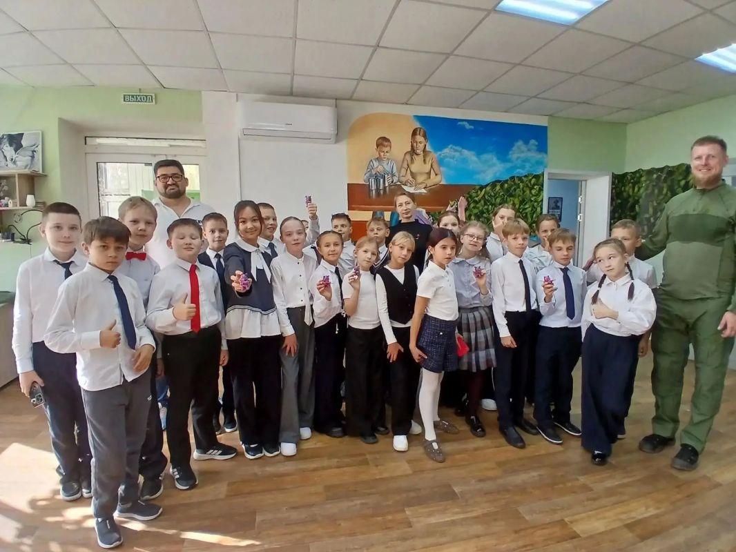 Патриотическое мероприятие в Доме СВОих Патриотическое мероприятие в Доме СВОих