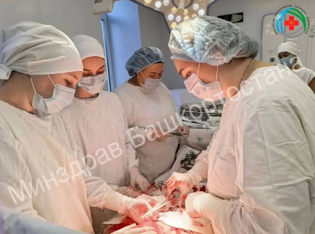 Врачи спасли женщину и ее малыша