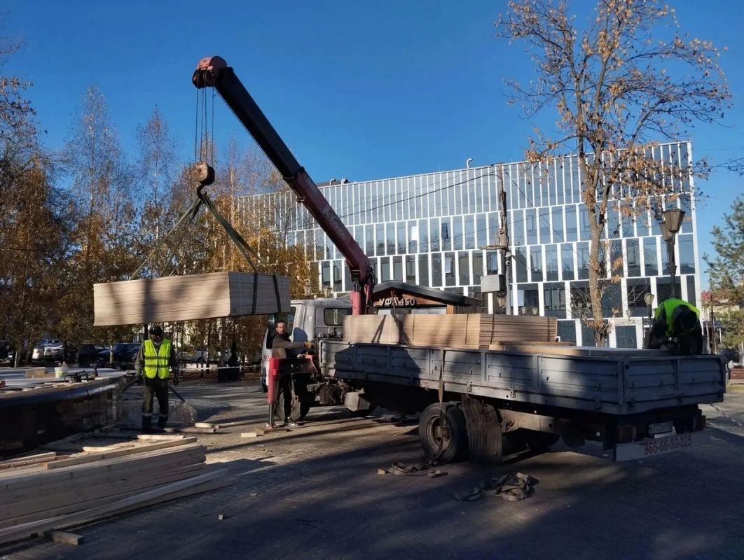В Уфе завершается сезонная консервация городских фонтанов В Уфе завершается сезонная консервация городских фонтанов