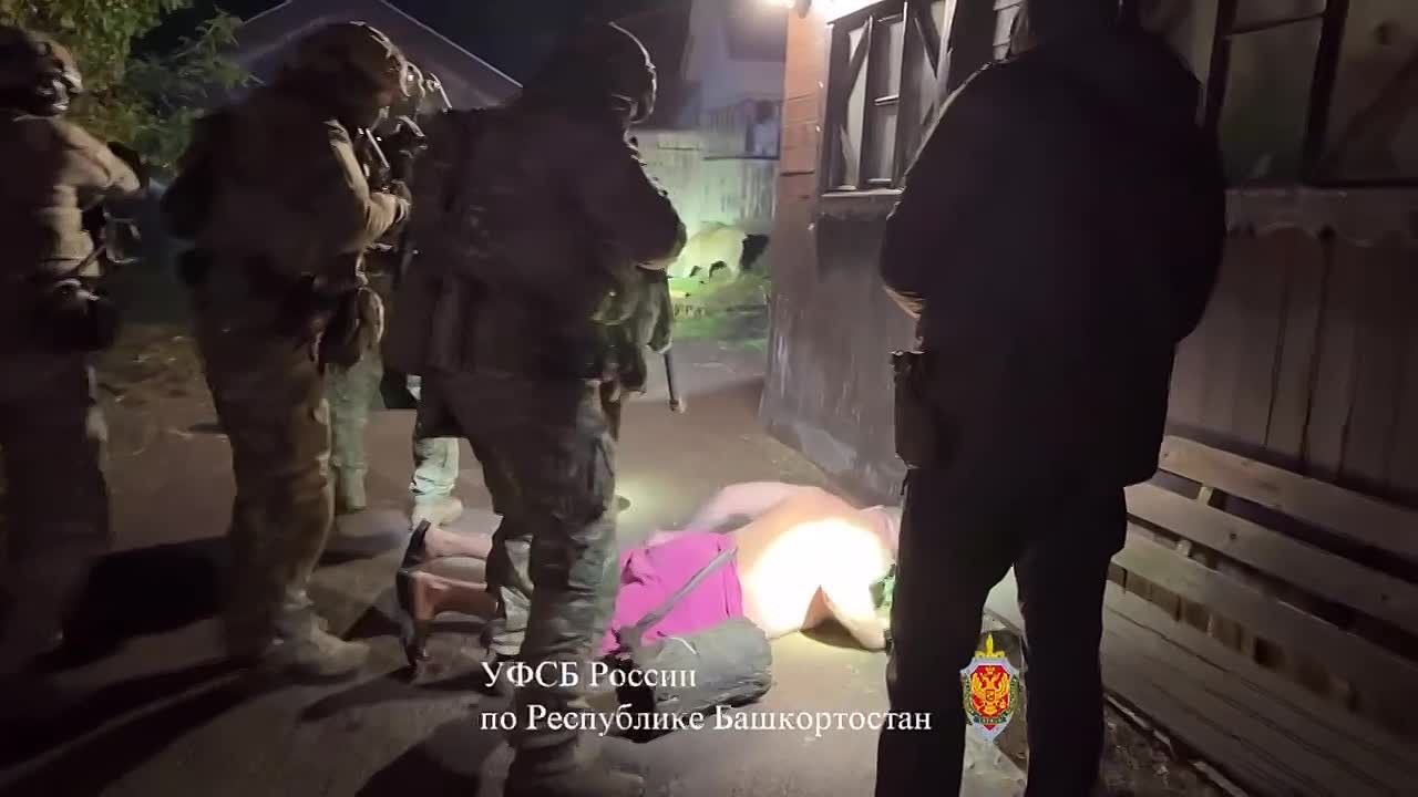 В Уфе силовики задержали за вымогательства криминального авторитета